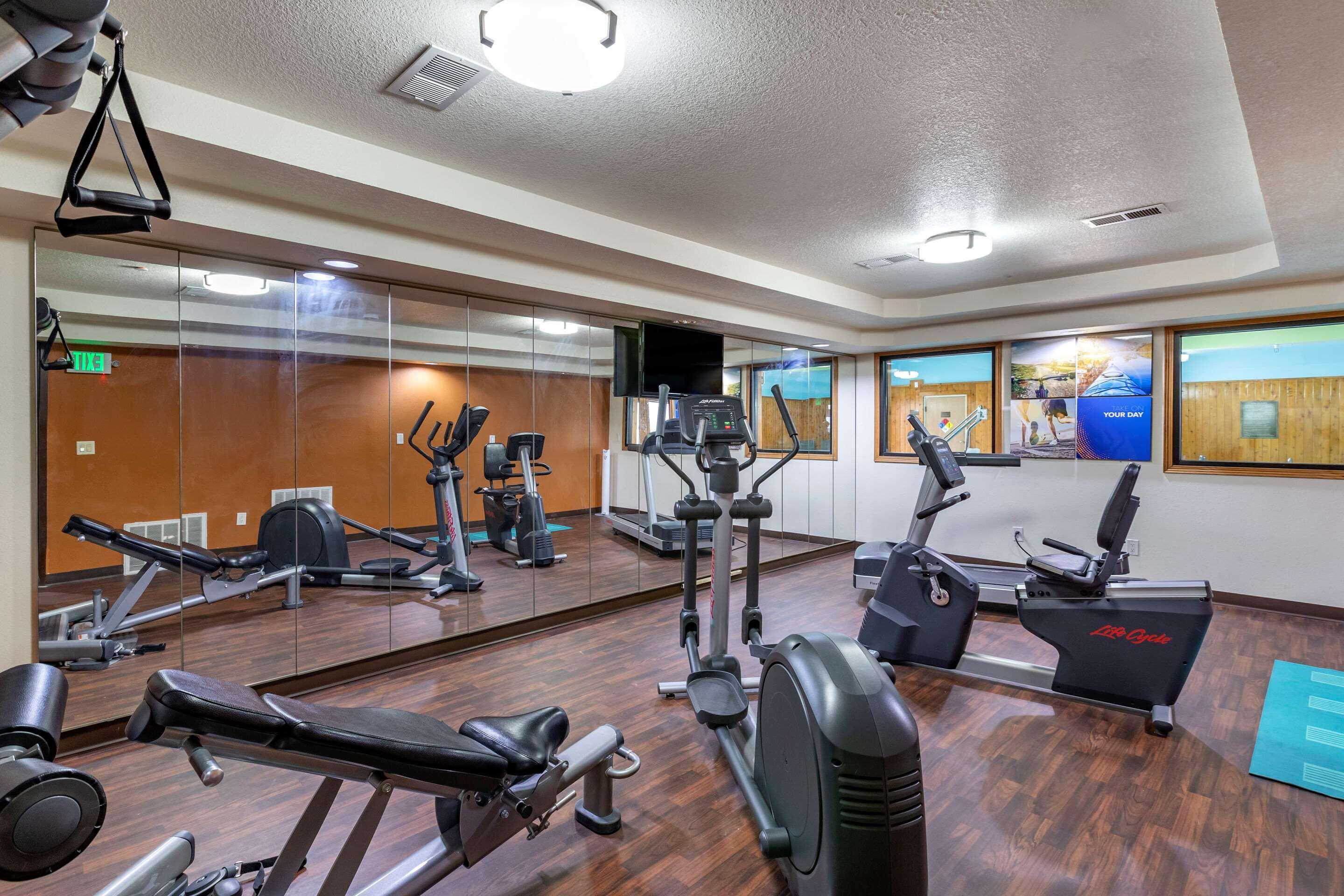 Comfort Inn & Suites Cedar Rapids North - Collins Road Екстер'єр фото